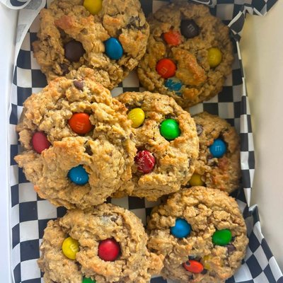 Monster Cookies