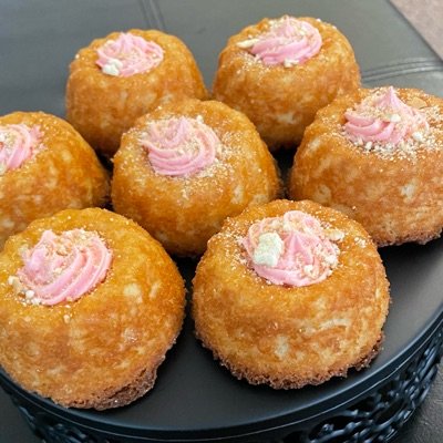24 Mini Bundt Cakes 