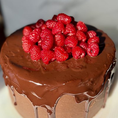 Chocolate Raspberry Cake