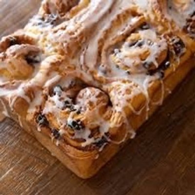 Dad’s Breakfast Raisin Roll