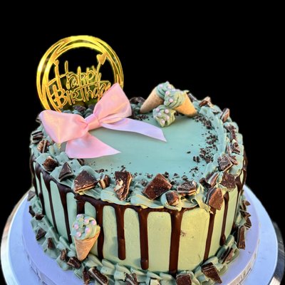 8” Heart Cake