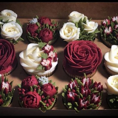 1 Dozen Floral