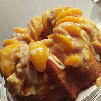 Peach Cobbler Pound Cake 