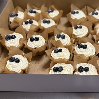 Blueberry Lemon With Cream Cheese Frosting 