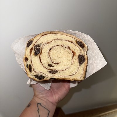 Cinnamon Swirl With Raisins