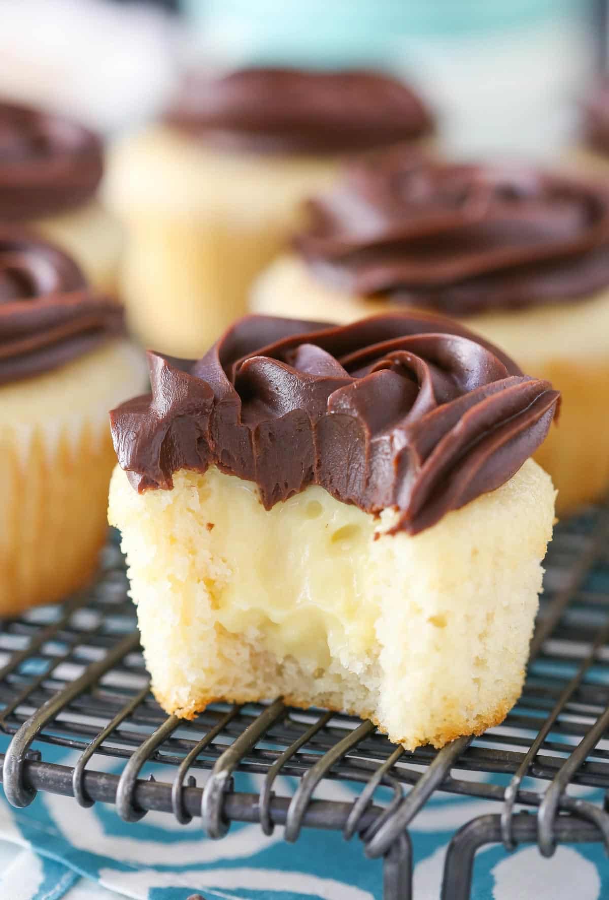 Boston Cream Pie Cupcakes