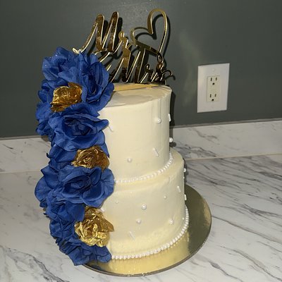 Classic 2-Tier Cake (6” & 8”)