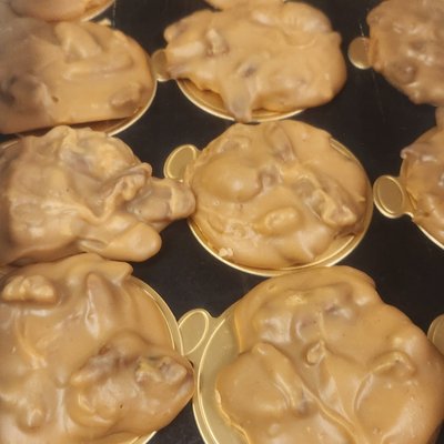 1 Dzn Pecan Pralines