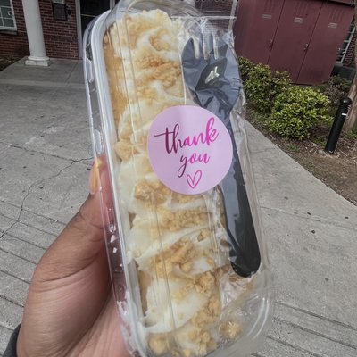 Mini Golden Oreo Yellow Cake (10/3 Preorder)