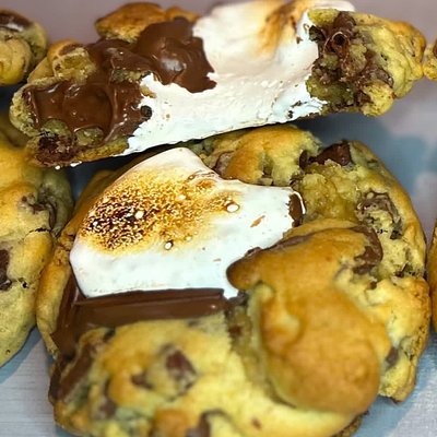 Stuffed S’mores Cookies