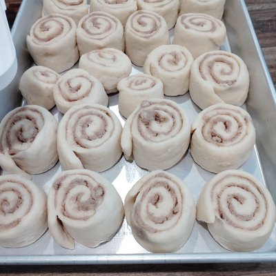Classic Cinnamon Rolls (4pack)