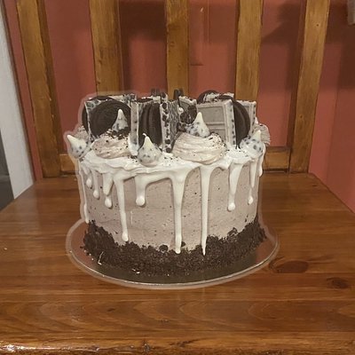 Cookies And Cream Cake
