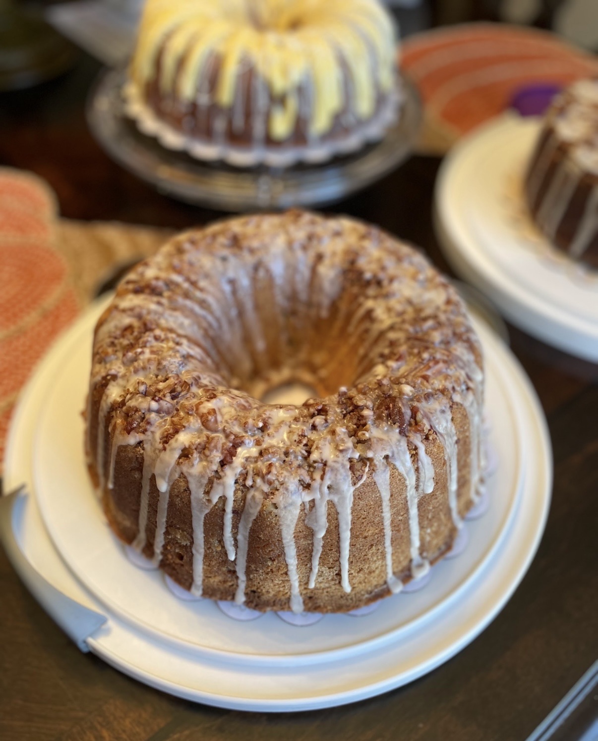 Large Gourmet Bundts