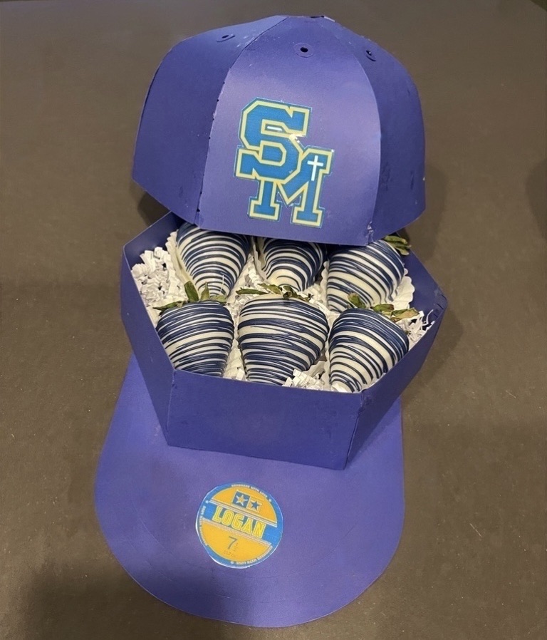 Custom SM Valentine’s Day Hat w/ Half Dozen Dipped strawberries