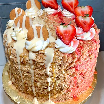 Crunch Cake “8in”