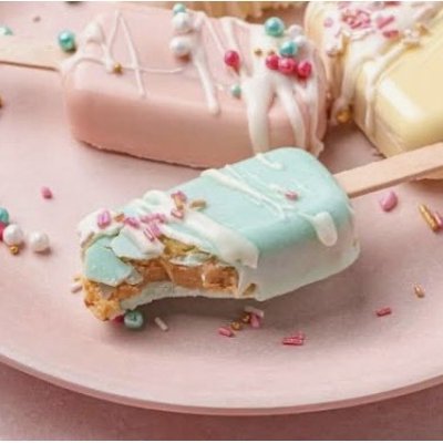Cakesicles