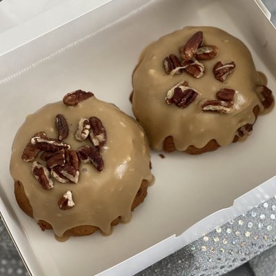 “Praline Bundt Cake Box (12)”