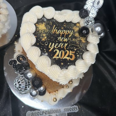 6” Personal Heart Cake         (serves 6)