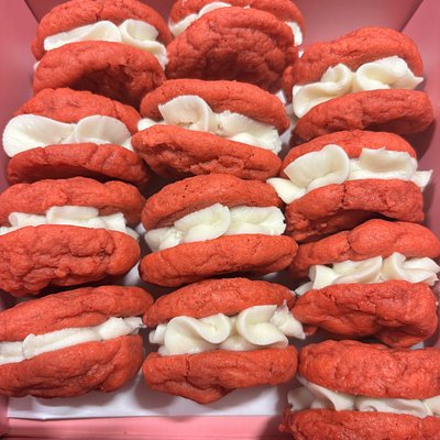 MINI Red Velvet Cakesters 