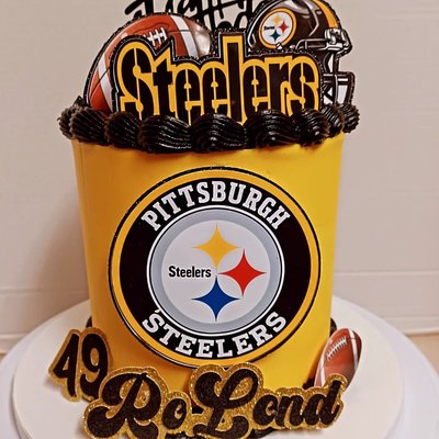 Custom Cakes   6 Inch 3 Layers