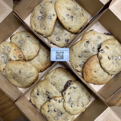 Sourdough Brown Butter Banana Chocolate Chip Cookies 🍌