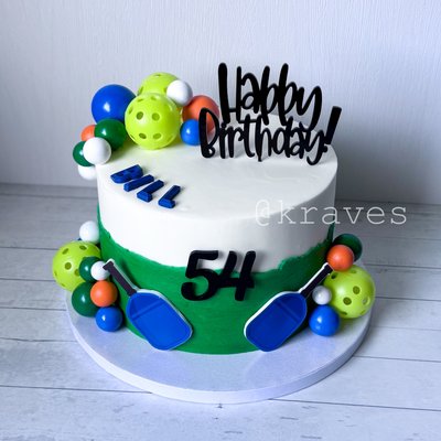 7 Inch Round Cake (2 Layers)