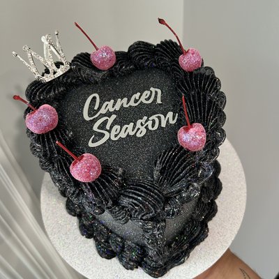 6” Heart Cake 