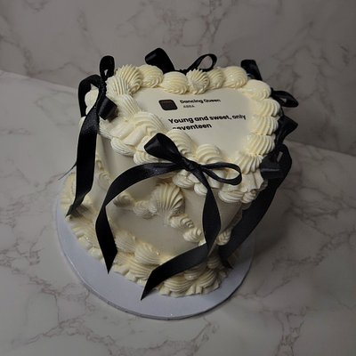 5inch Cake (Feeds 5-7)