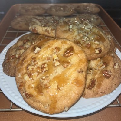 Brown Butter Pecan Cookie 