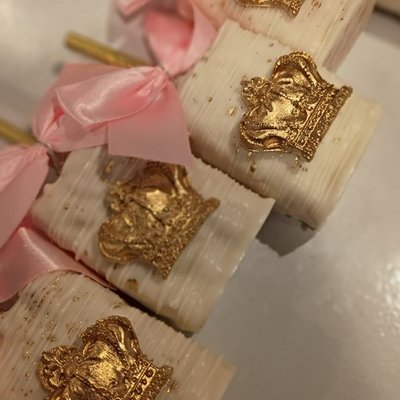 Basic Designed Krispy Treats