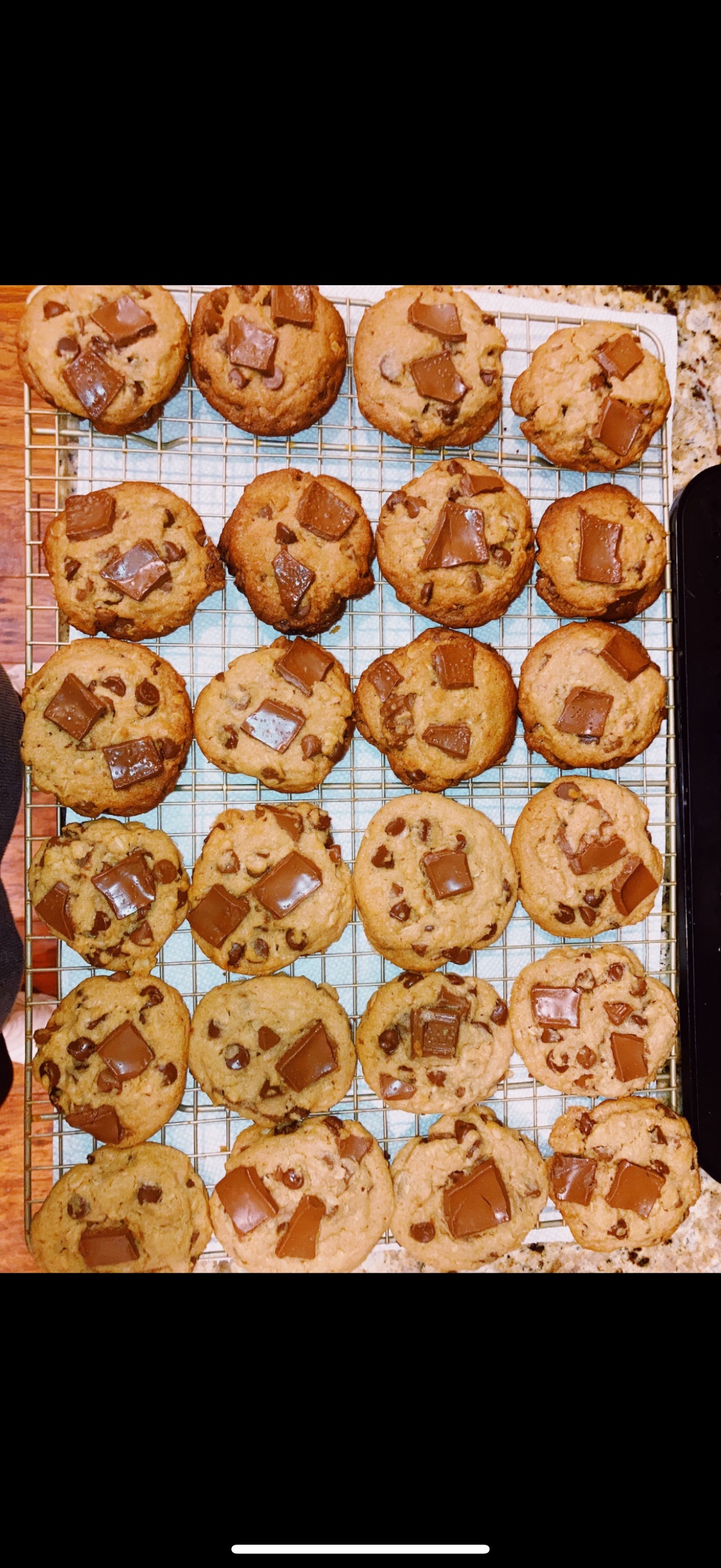 1 Dozen Brown Butter Chocolate Chip Cookies 