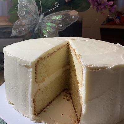 Layered Pound Cake (8 Inch, 2 Layer)