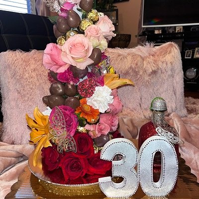 Large Berry Tower (30 Roses, 30 Ferrero, 30 strawberries)