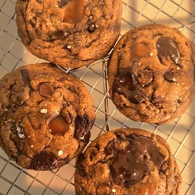 The Private Reserve Chocolate Chip Cookie  (1 Dozen)