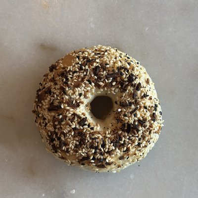 🥯 Everything But The Bagel Bagels (4/8 Count) READ DESCRIPTION 