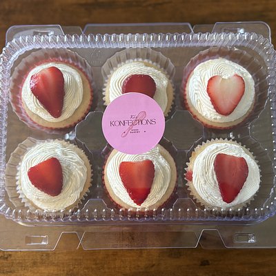 Strawberry Shortcake Cupcakes 