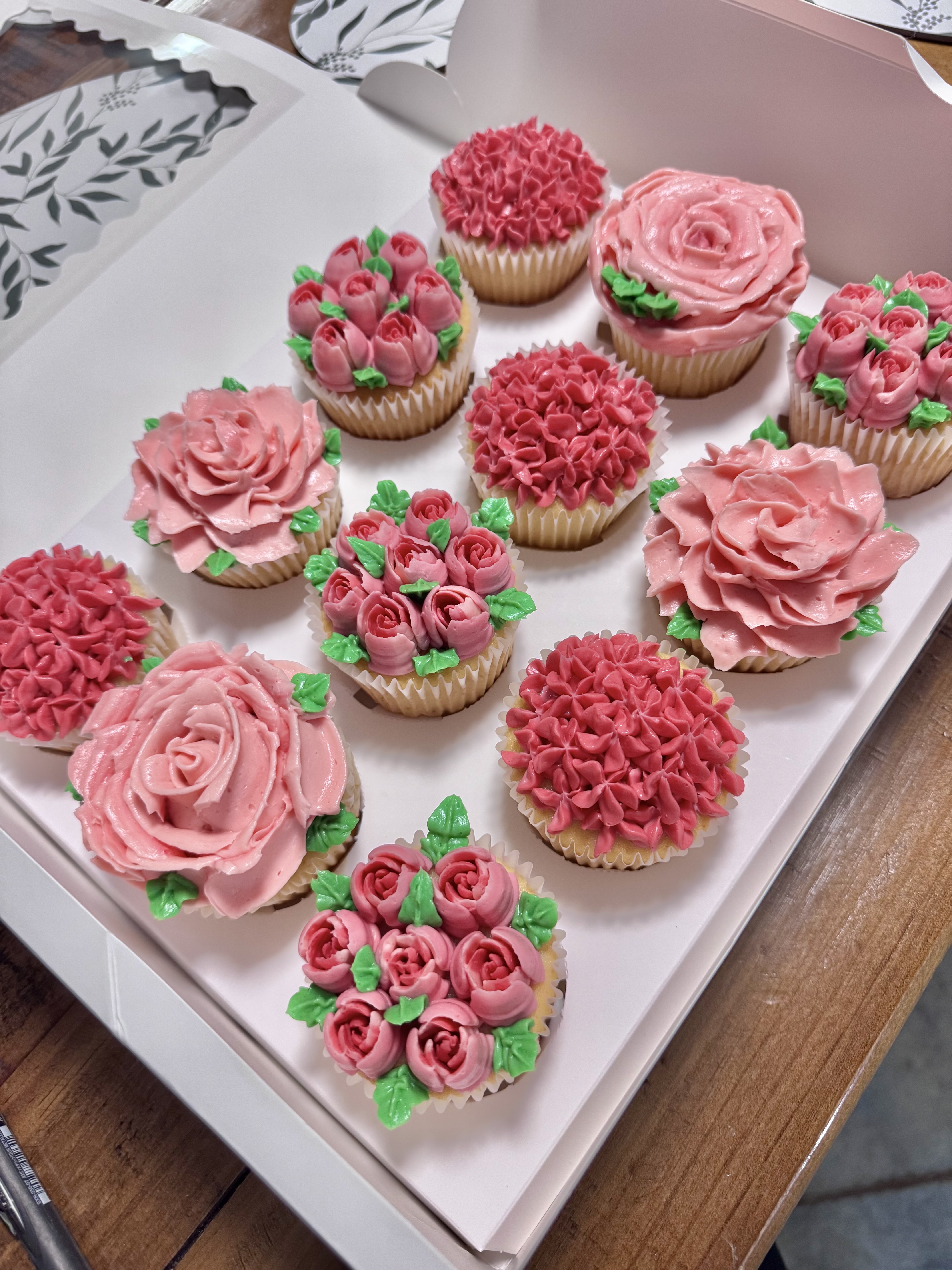 Vanilla Floral Cupcakes - Box of 12