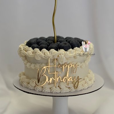 Cutesy Puppy Cake 