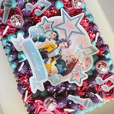Carter B’s Custom Quarter Sheet Cakes
