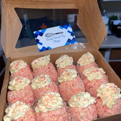 Strawberry Crunch Cheesecake Strawberries