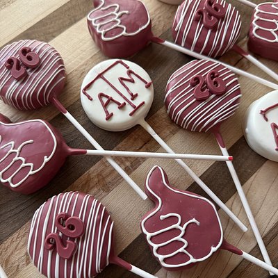 Custom Cake Pops