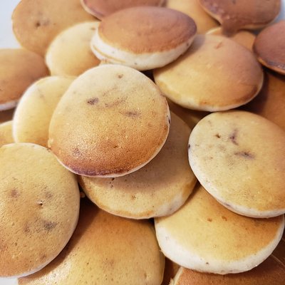 Chocolate Chip Mini Pancakes (12 minis)