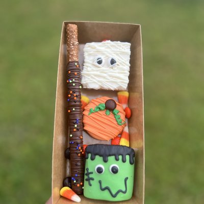 Boo boxes 