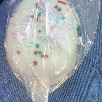 Strawberry Cakeciscles