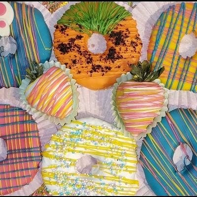 6 Chocolate Covered Pineapples 