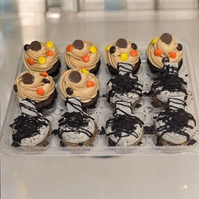 Dozen Specialty Cupcakes