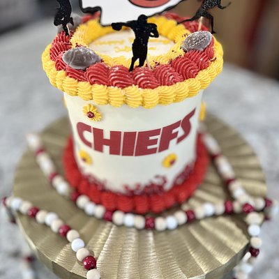 Chiefs Cake 