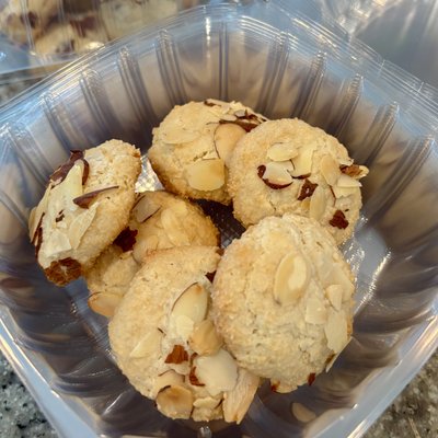 Amaretti (Almond Cookies) (Gluten Free)