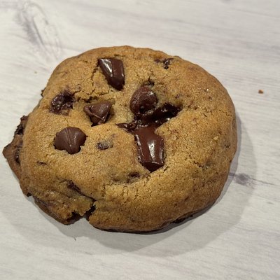 Brown Butter Sourdough Chocolate Chip Cookie