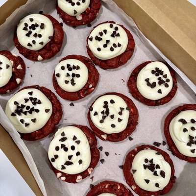 Red Velvet Cheesecake